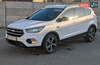 Позашляховик / Кросовер Ford Escape 2018 в Дніпрі
