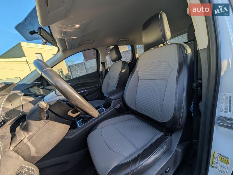 Внедорожник / Кроссовер Ford Escape 2018 в Днепре