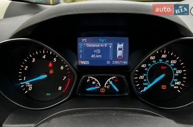 Внедорожник / Кроссовер Ford Escape 2015 в Львове