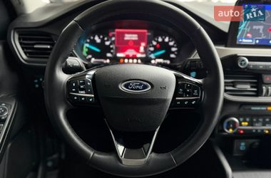 Внедорожник / Кроссовер Ford Escape 2022 в Киеве