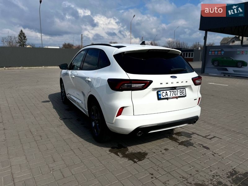 Внедорожник / Кроссовер Ford Escape 2023 в Черкассах