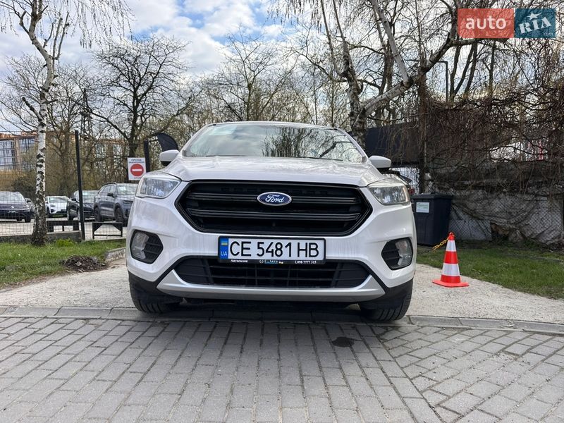 Внедорожник / Кроссовер Ford Escape 2019 в Черновцах