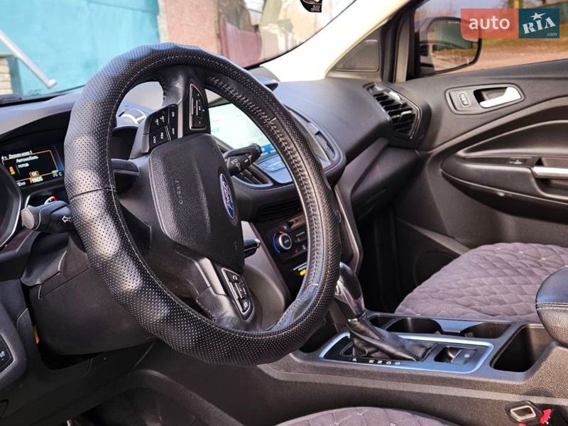 Внедорожник / Кроссовер Ford Escape 2018 в Хмельнике