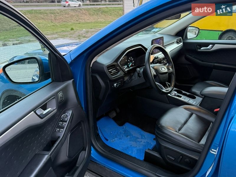 Позашляховик / Кросовер Ford Escape 2019 в Бродах