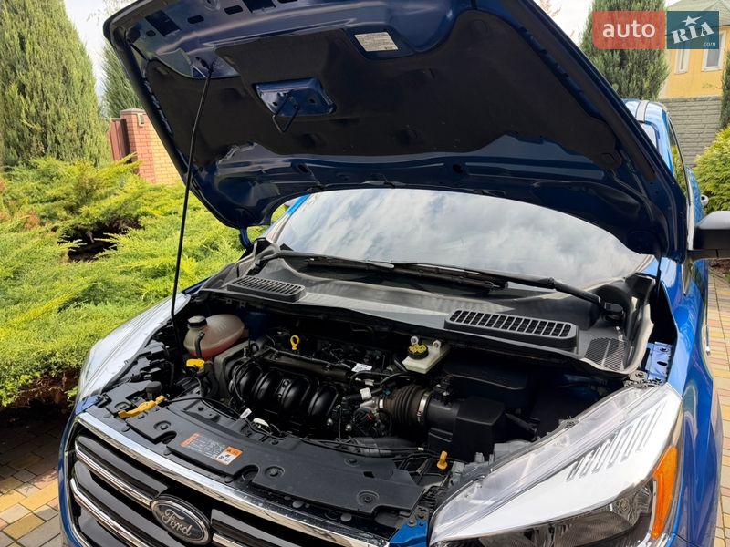 Позашляховик / Кросовер Ford Escape 2018 в Дніпрі