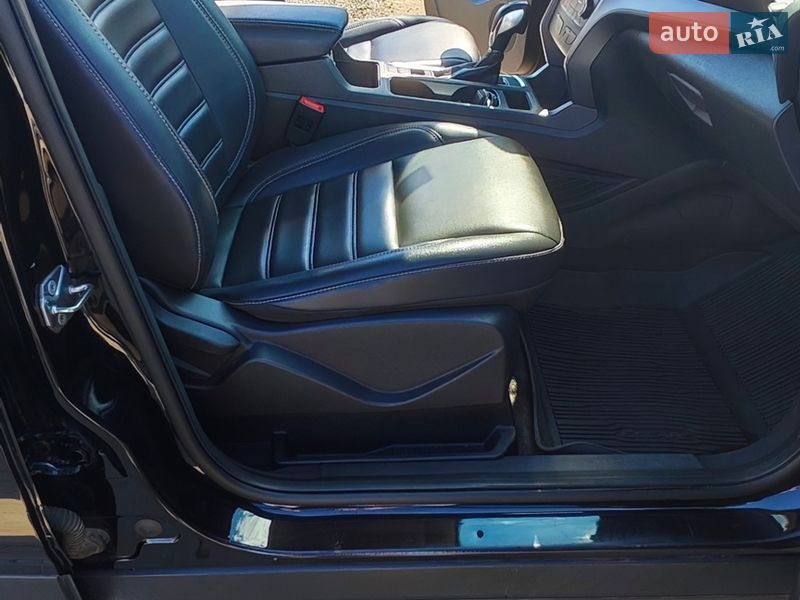 Позашляховик / Кросовер Ford Escape 2019 в Чернівцях фото 23 Позашляховик / Кросовер Ford Escape 2019 в Чернівцях