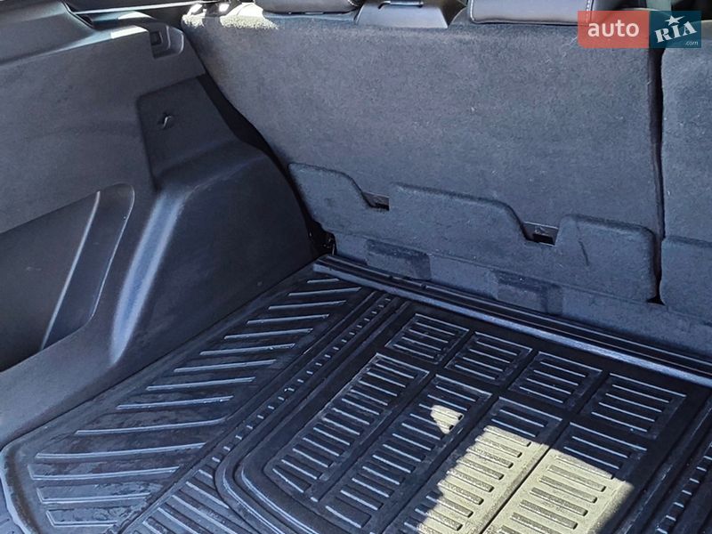 Позашляховик / Кросовер Ford Escape 2019 в Чернівцях фото 24 Позашляховик / Кросовер Ford Escape 2019 в Чернівцях