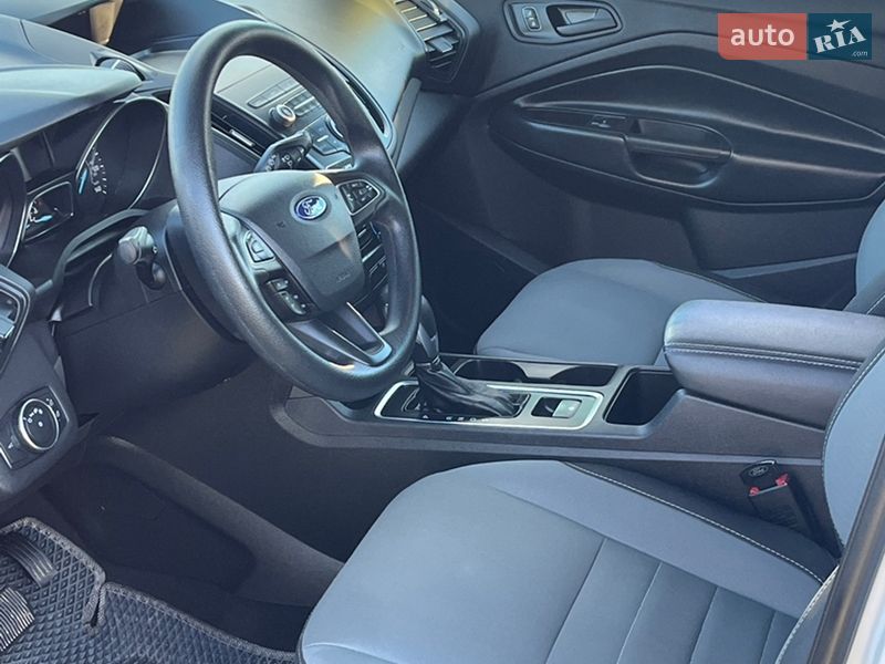 Позашляховик / Кросовер Ford Escape 2019 в Сумах