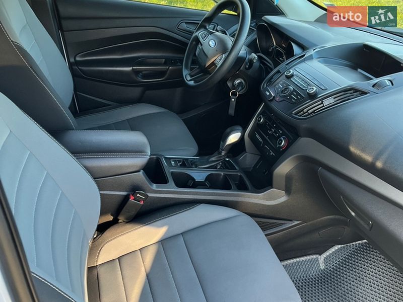 Позашляховик / Кросовер Ford Escape 2019 в Сумах