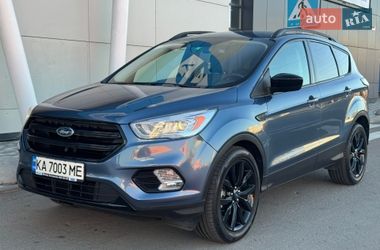 Позашляховик / Кросовер Ford Escape 2018 в Києві
