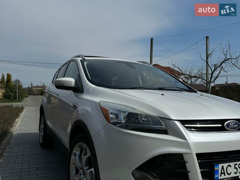 Позашляховик / Кросовер Ford Escape 2013 в Луцьку