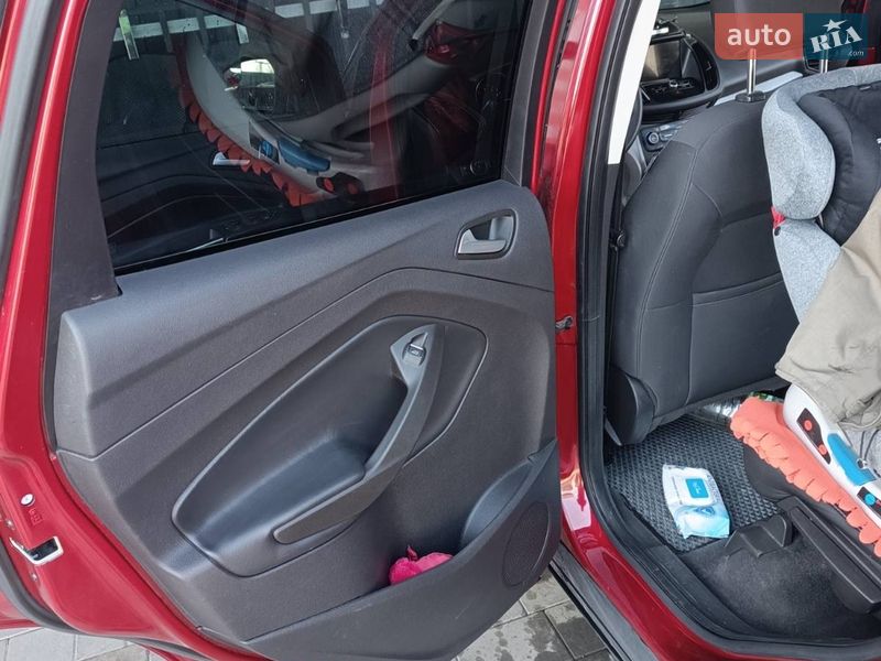 Позашляховик / Кросовер Ford Escape 2019 в Шепетівці фото 9 Позашляховик / Кросовер Ford Escape 2019 в Шепетівці