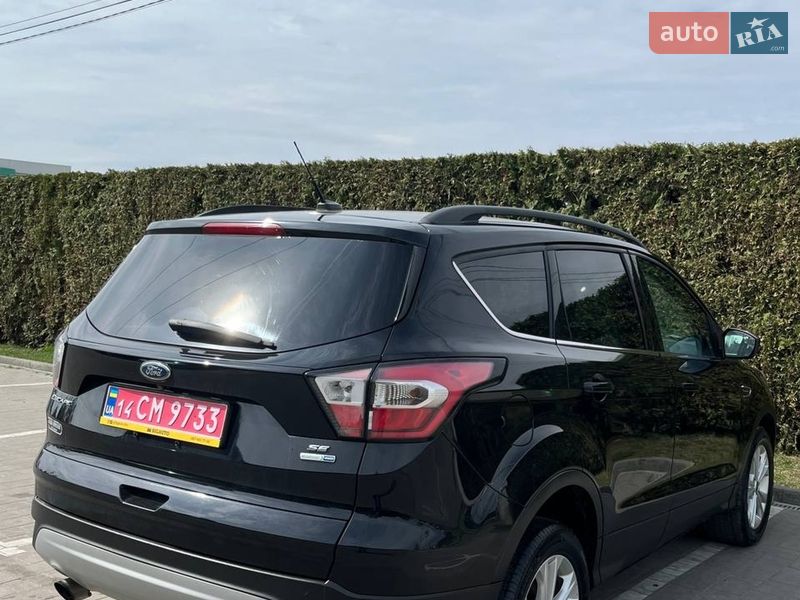 Позашляховик / Кросовер Ford Escape 2018 в Львові