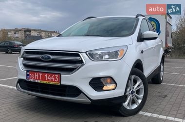 Внедорожник / Кроссовер Ford Escape 2017 в Дубно