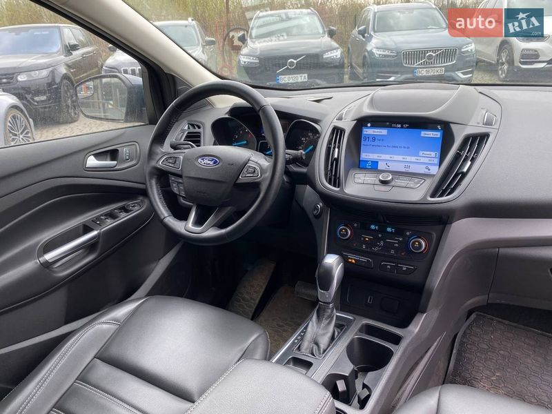 Позашляховик / Кросовер Ford Escape 2019 в Львові
