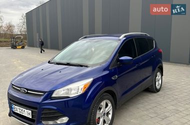 Внедорожник / Кроссовер Ford Escape 2015 в Хмельницком