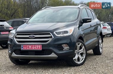 Внедорожник / Кроссовер Ford Escape 2019 в Стрые