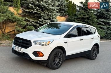Позашляховик / Кросовер Ford Escape 2016 в Львові