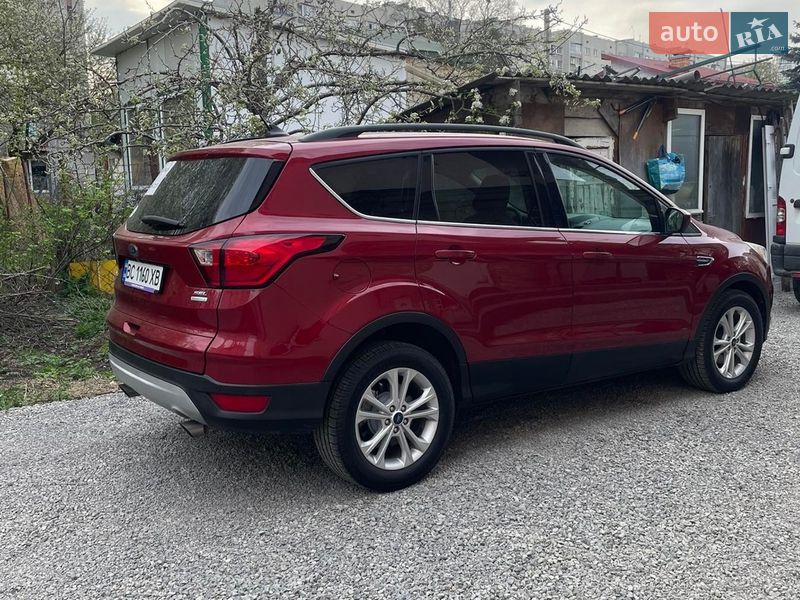 Внедорожник / Кроссовер Ford Escape 2019 в Львове