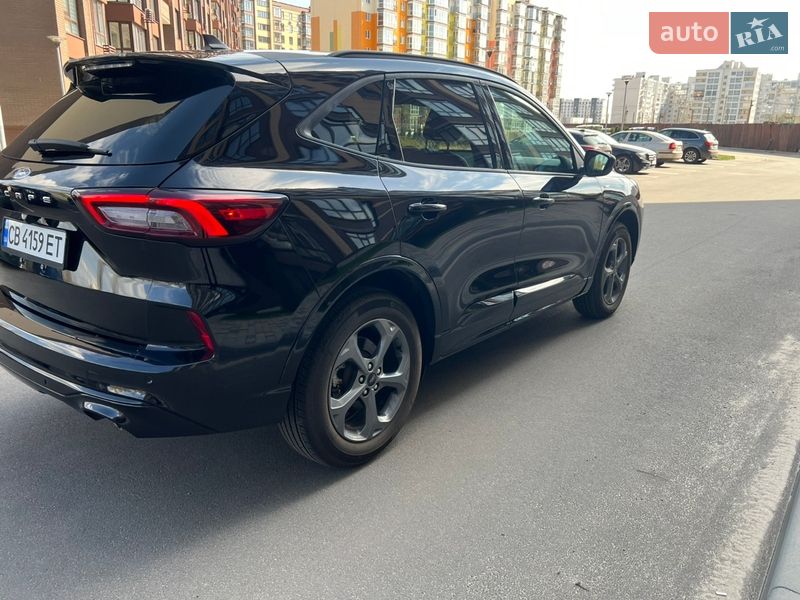 Внедорожник / Кроссовер Ford Escape 2024 в Чернигове
