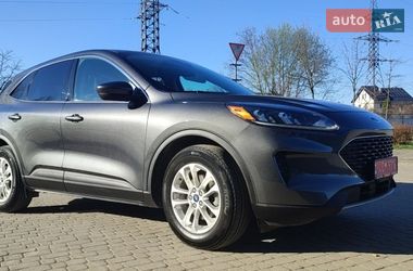 Внедорожник / Кроссовер Ford Escape 2019 в Ивано-Франковске