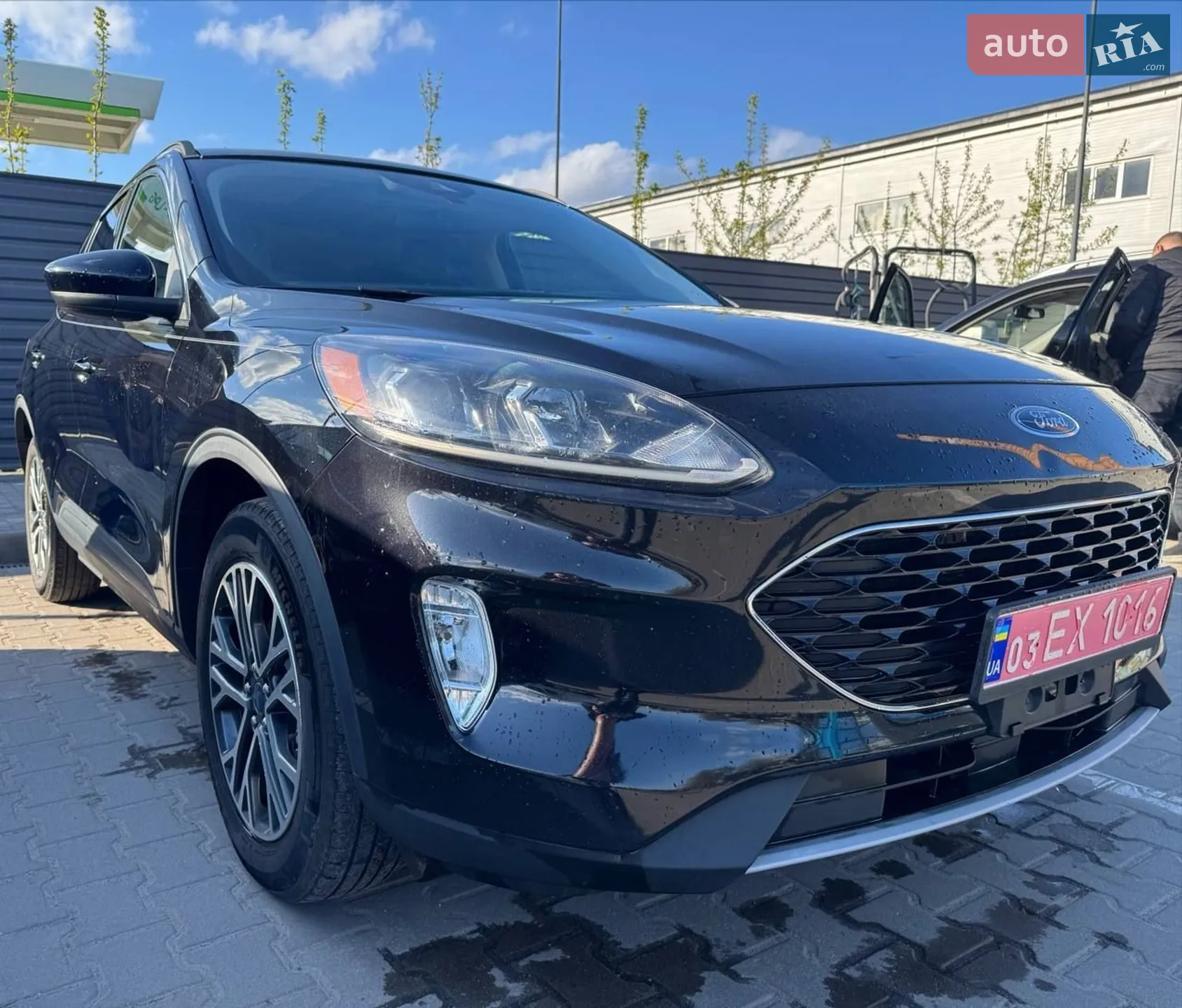 2020 Ford Escape - мініатюра 2