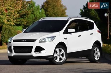Позашляховик / Кросовер Ford Escape 2013 в Окнах