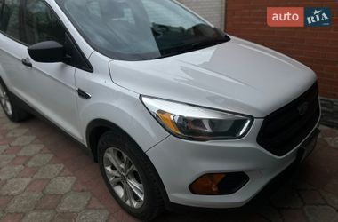 Внедорожник / Кроссовер Ford Escape 2017 в Бердичеве