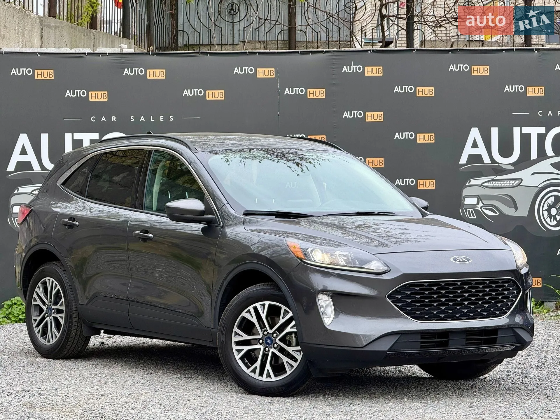 2019 Ford Escape - фото 1