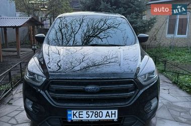 Позашляховик / Кросовер Ford Escape 2017 в Новомосковську