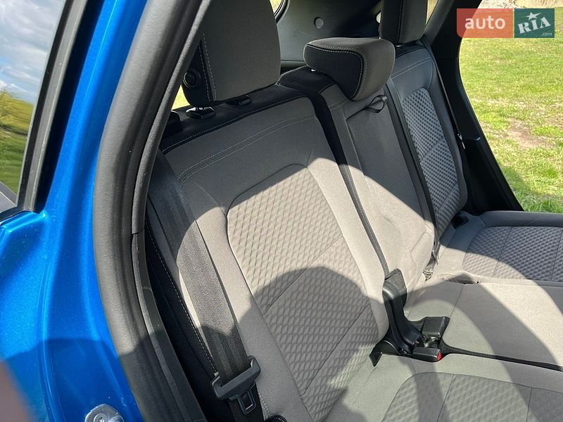 Внедорожник / Кроссовер Ford Escape 2020 в Саврани