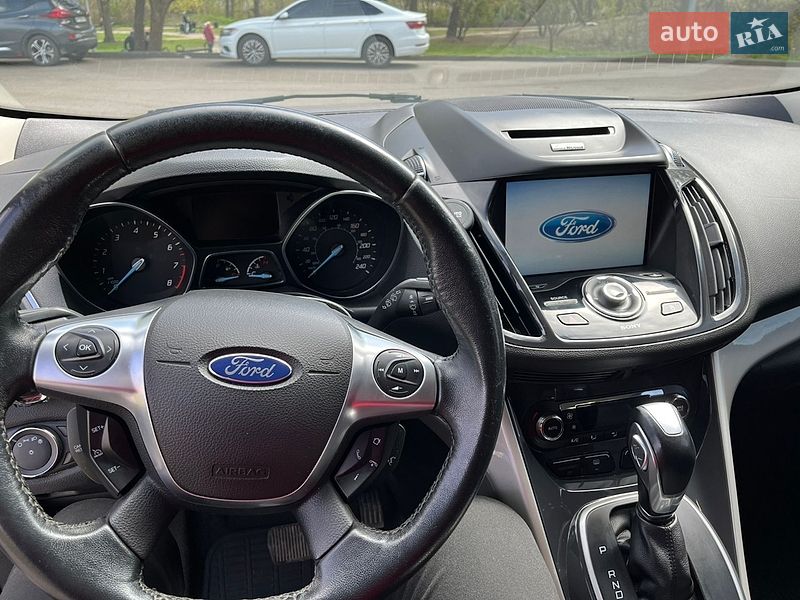 Позашляховик / Кросовер Ford Escape 2013 в Сумах