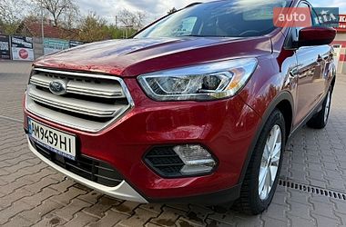 Внедорожник / Кроссовер Ford Escape 2018 в Кривом Роге