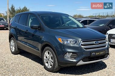 Внедорожник / Кроссовер Ford Escape 2019 в Ивано-Франковске