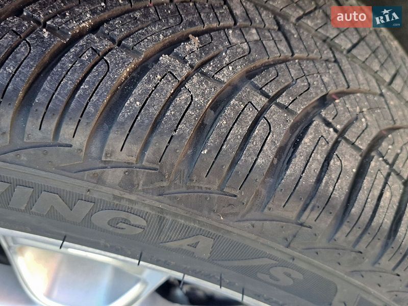 Внедорожник / Кроссовер Ford Escape 2013 в Нетешине