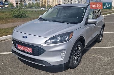 Позашляховик / Кросовер Ford Escape 2020 в Києві