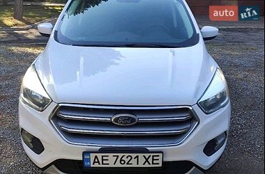 Внедорожник / Кроссовер Ford Escape 2017 в Днепре