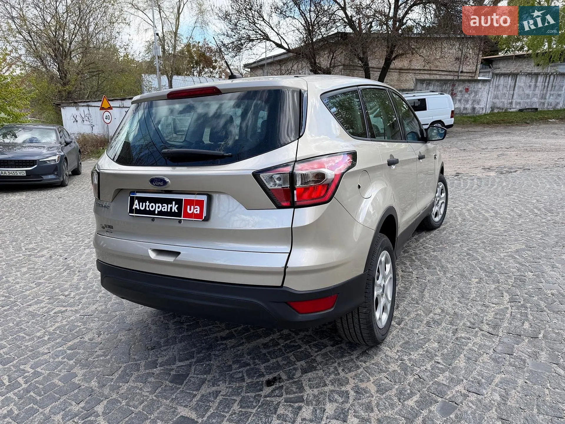 2017 Ford Escape - мініатюра 6