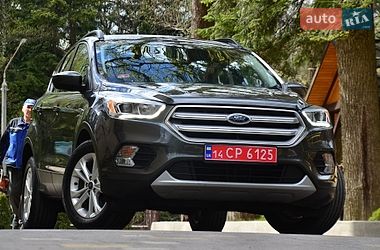 Позашляховик / Кросовер Ford Escape 2019 в Трускавці