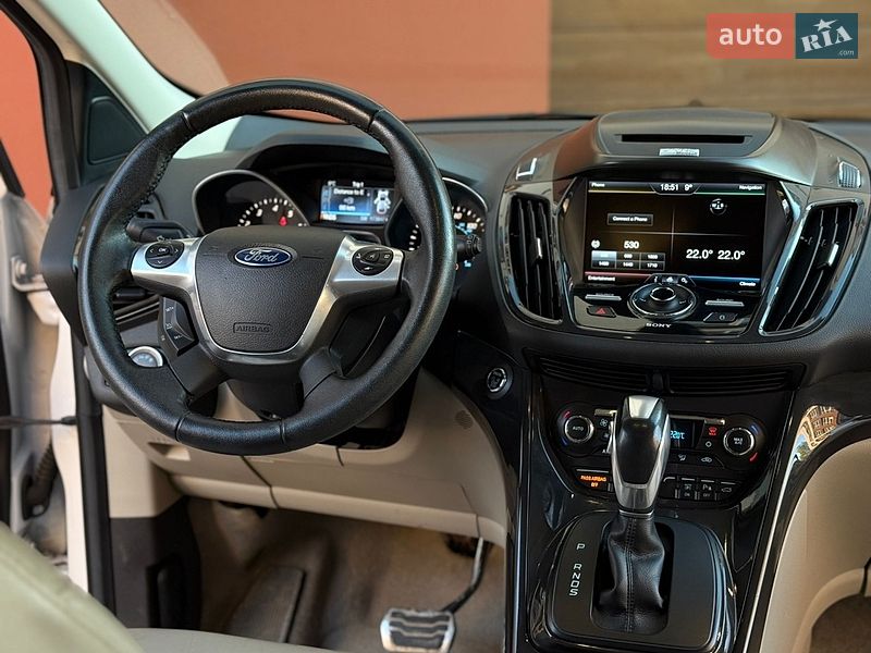 Позашляховик / Кросовер Ford Escape 2015 в Івано-Франківську