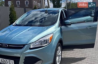 Внедорожник / Кроссовер Ford Escape 2012 в Черновцах