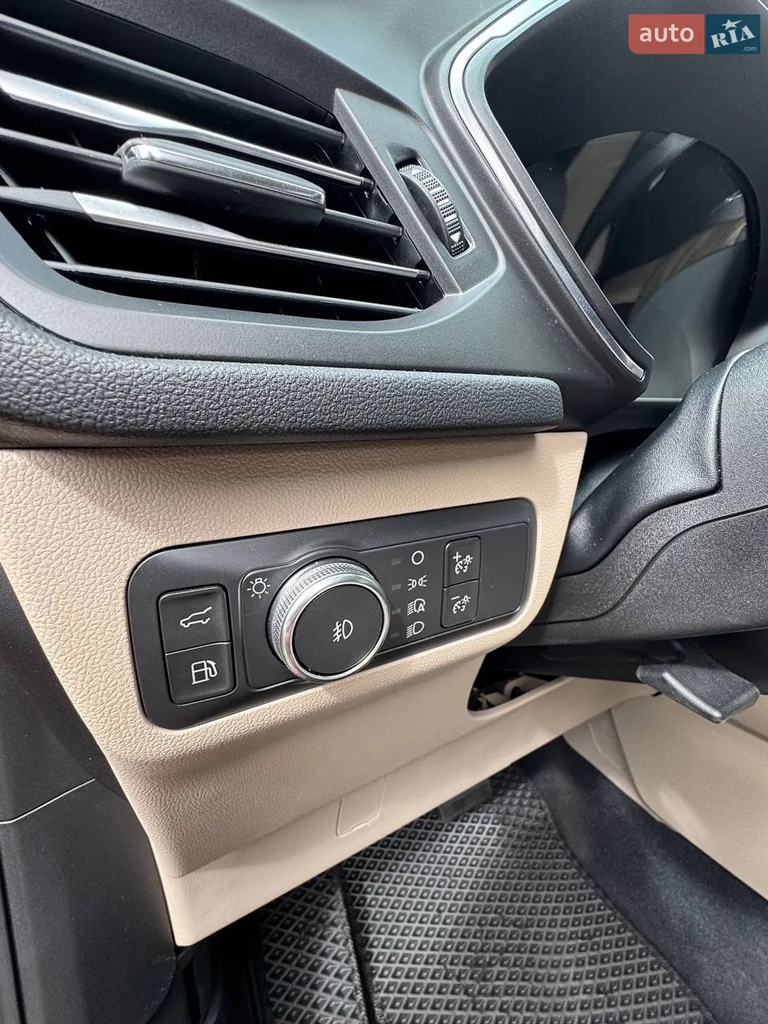 2020 Ford Escape - мініатюра 11