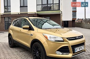 Позашляховик / Кросовер Ford Escape 2015 в Сокалі