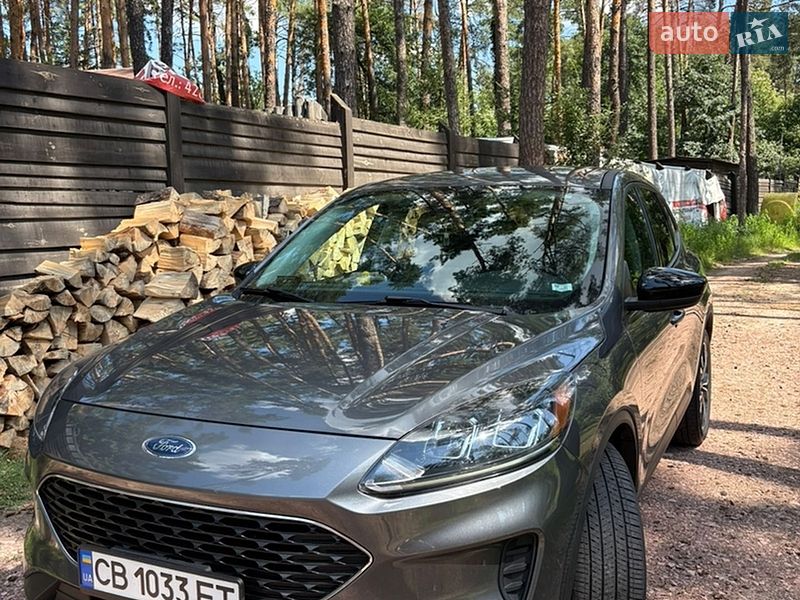 Внедорожник / Кроссовер Ford Escape 2021 в Киеве