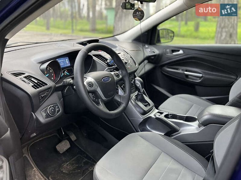 Внедорожник / Кроссовер Ford Escape 2014 в Чернигове