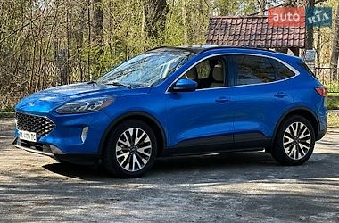 Внедорожник / Кроссовер Ford Escape 2020 в Киеве
