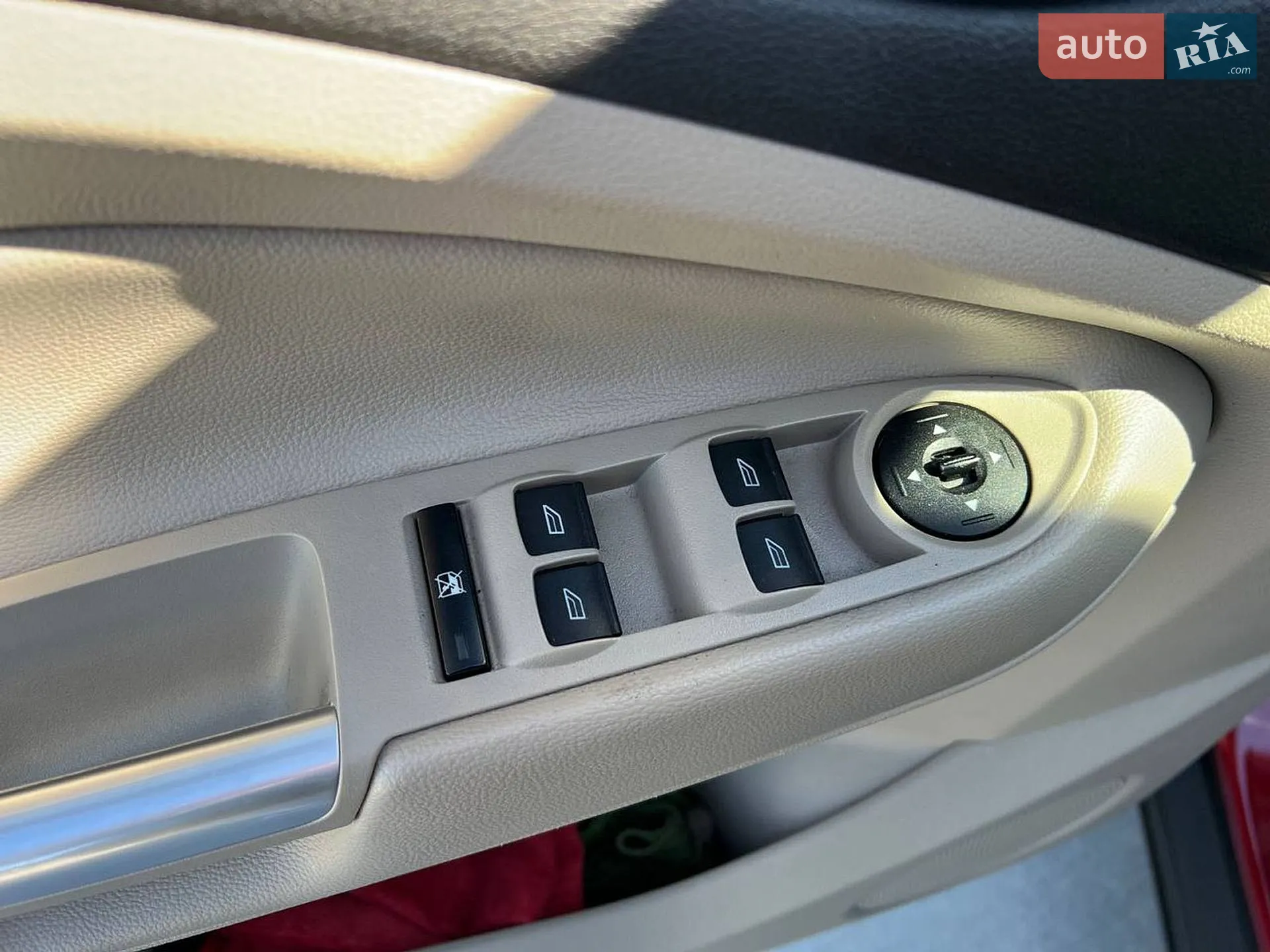 2018 Ford Escape - мініатюра 17