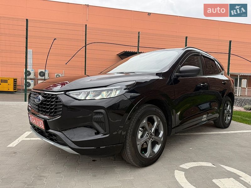 Внедорожник / Кроссовер Ford Escape 2023 в Киеве