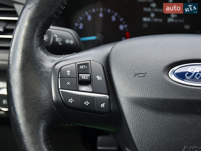 Позашляховик / Кросовер Ford Escape 2020 в Києві