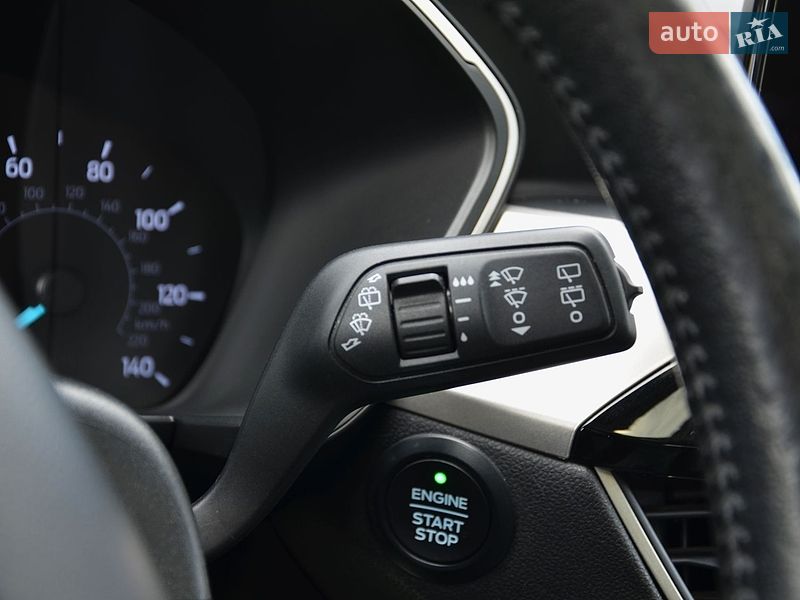 Позашляховик / Кросовер Ford Escape 2020 в Києві